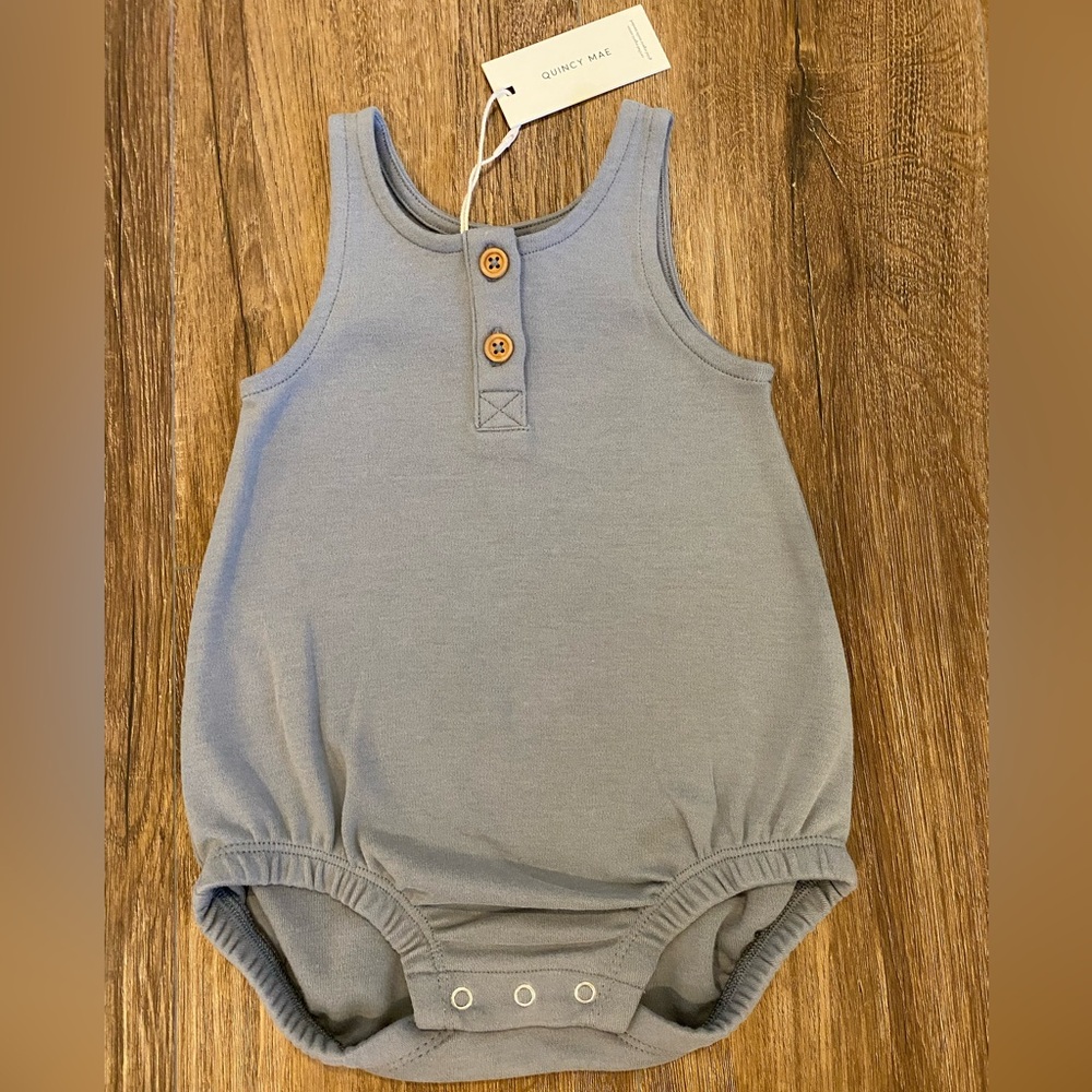 NWT Quincy Mae bubble